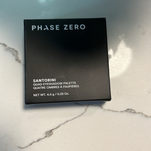 New Phase Zero Santorini Quad Eyeshadow - Picture 3 of 4